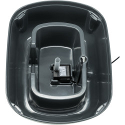 Pítko fontána Polygon, melamin/silikon, 2.5 l/ 28 × 11 × 22 cm, šedá/bílá (RP 7,40 Kč)