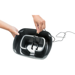 Pítko fontána Polygon, melamin/silikon, 2.5 l/ 28 × 11 × 22 cm, šedá/bílá (RP 7,40 Kč)