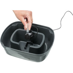 Čerpadlo a napájení k 24442,24464 (RP 2,90Kč)