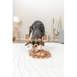 DOG ACTIVITY lev, šustící koberec na pamlsky, ø 26 cm, polyester, hnědá