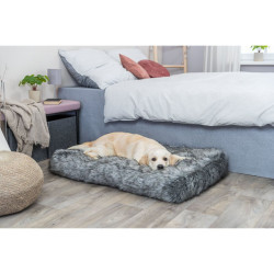 Polštář YELINA obdélníkový, dlouhý plyšový vlas, černá/šedá